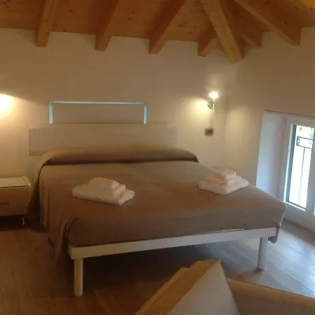 Lejlighed I Tulipani - 2 *